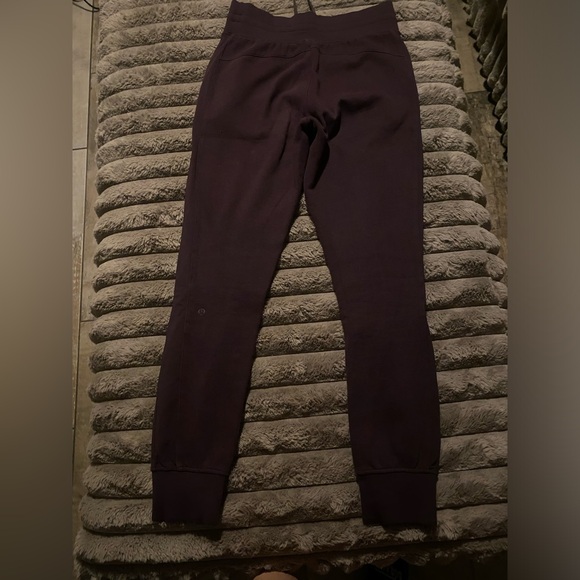 Lululemon joggers - Picture 6 of 7